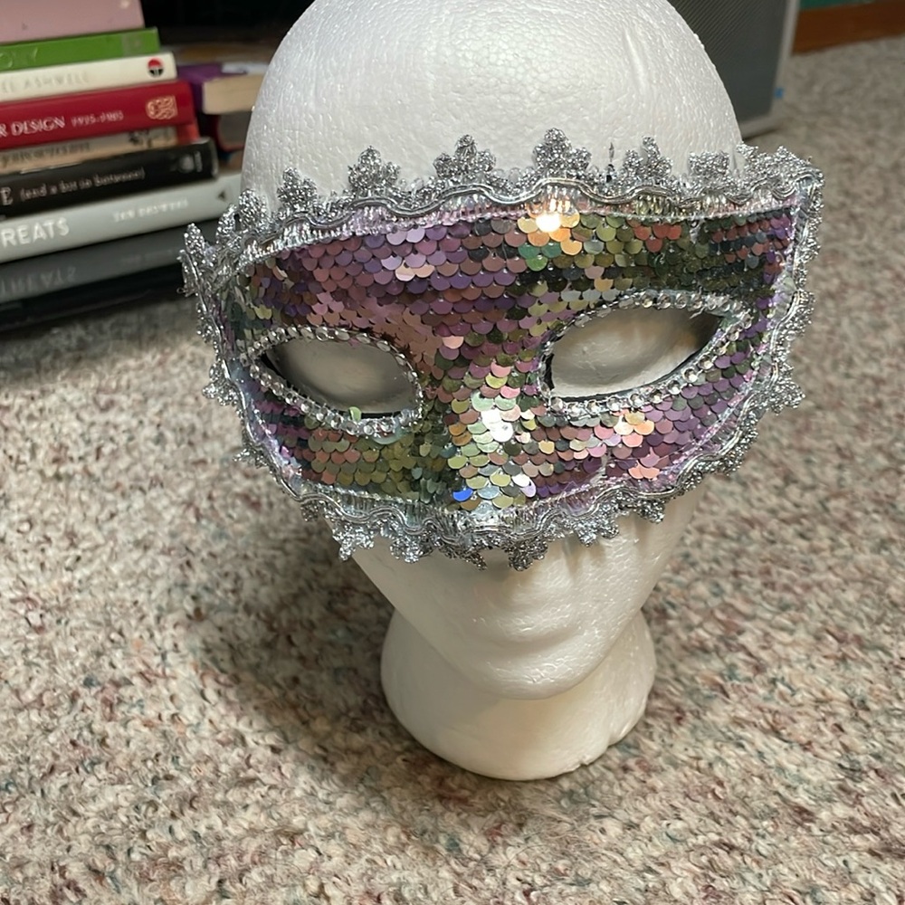 Sequin and metallic lace harlequin mask with elastic headband back